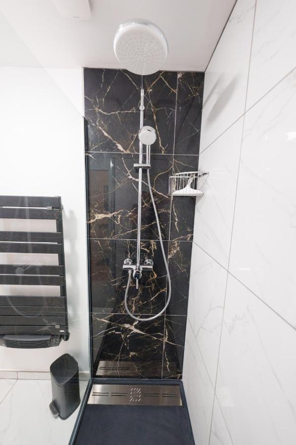 L'Escale Tropicale, Appartement Independant Avec Terrasse Privative سانت كونتان المظهر الخارجي الصورة