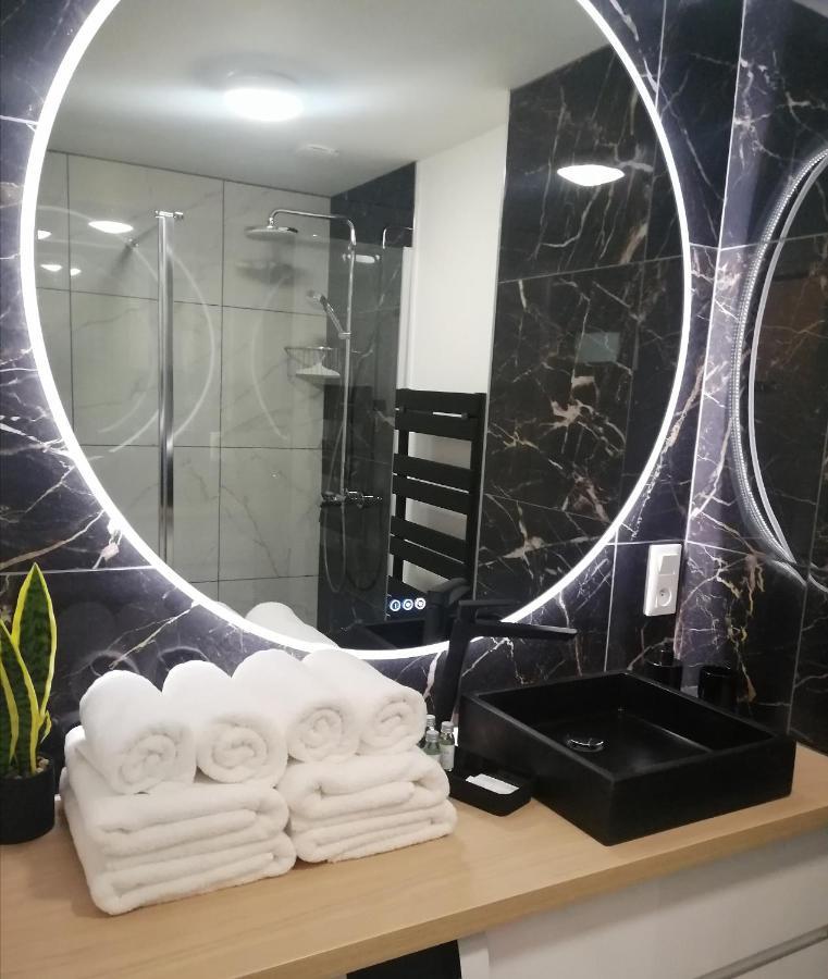 L'Escale Tropicale, Appartement Independant Avec Terrasse Privative سانت كونتان المظهر الخارجي الصورة